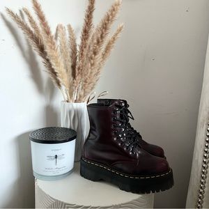 ♡ Vegan Dr Marten Jadon Boots ♡